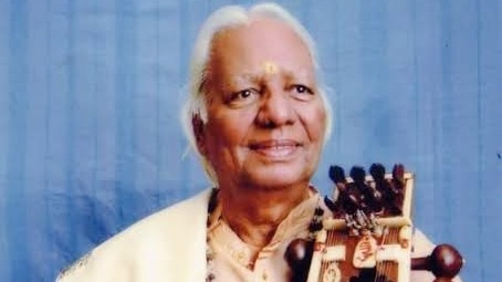 Lengendary sarangi maestro Pandit Ram Narayan dies.