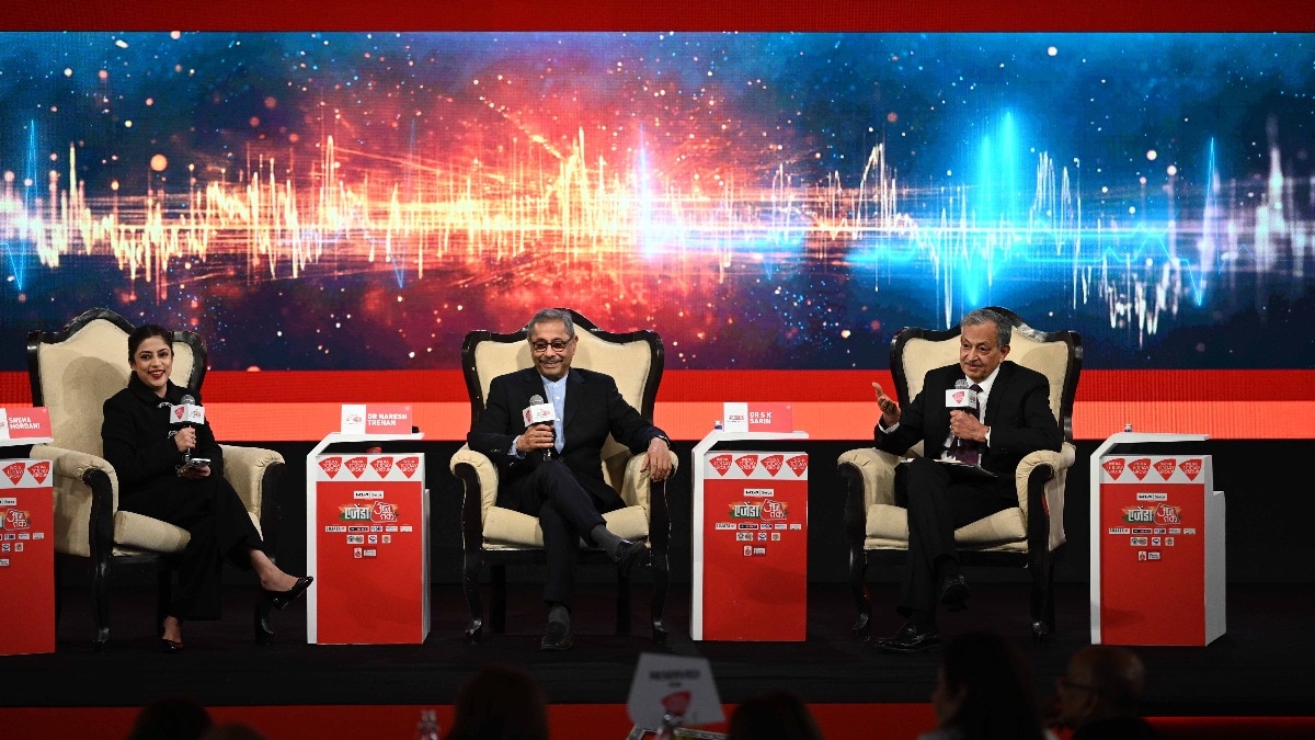 Dr. Naresh Trehan and Dr. SK Sarin in Agenda Aaj Tak program. Dr. Naresh Trehan and Dr. SK Sarin in Agenda Aaj Tak program.