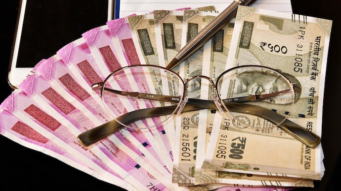 પાંચ વર્ષમાં ભારતની સરેરાશ વાર્ષિક ફુગાવો 5.7% હોવા છતાં, ખાનગી ક્ષેત્રના વેતનમાં અસરકારક રીતે ઘટાડો થયો છે. (ગેટી/સિમ્બોલિક ઈમેજ) ભારત ફુગાવો પગાર