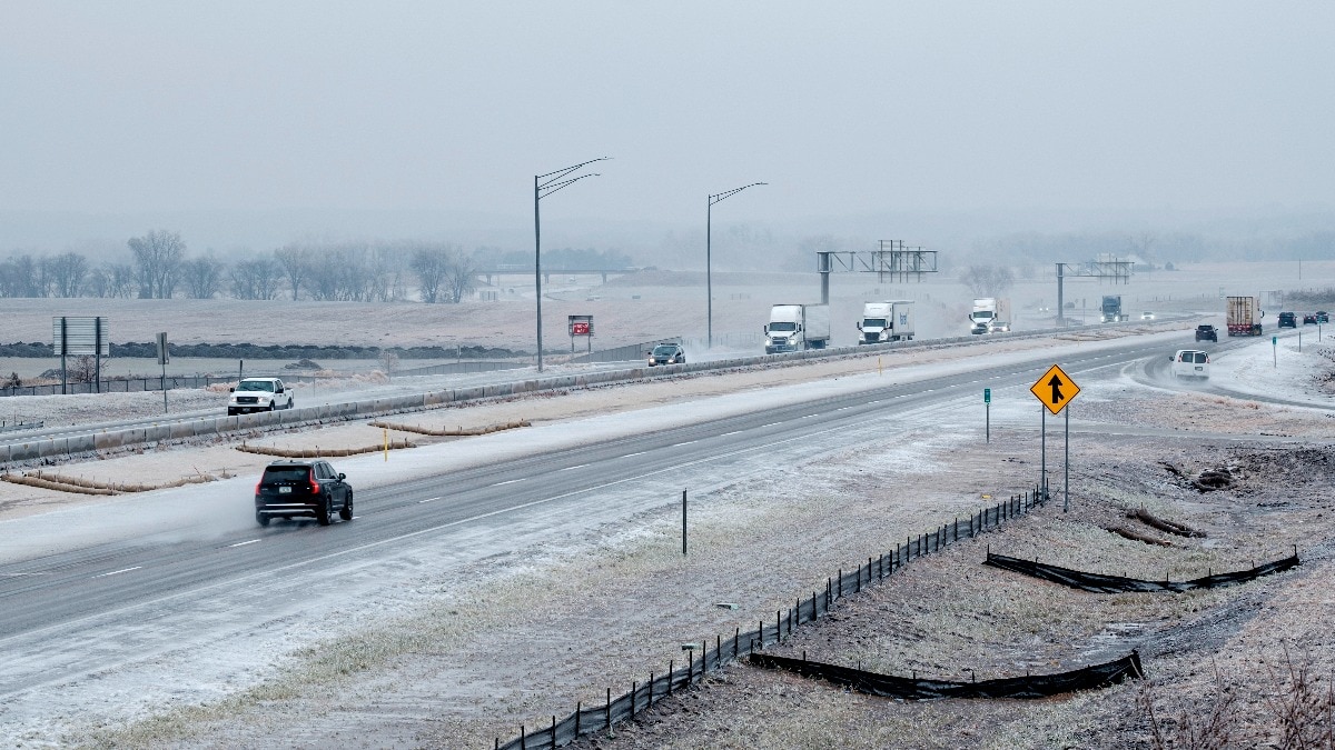 Major ice storm closes roads in Iowa, Nebraska; tornado warning in San Francisco