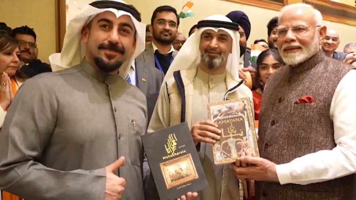 Watch: In Kuwait, PM meets duo who translated Mahabharata, Ramayana in Arabic