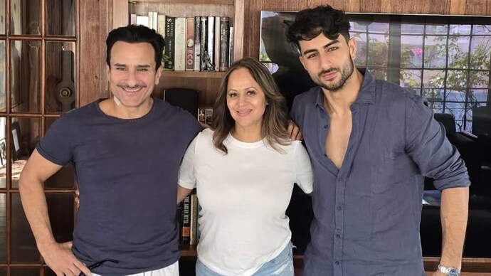 Saif Ali Khan with son Ibrahim Ali Khan in a new picture.  Saif Ali Khan, Ibrahim Ali Khan