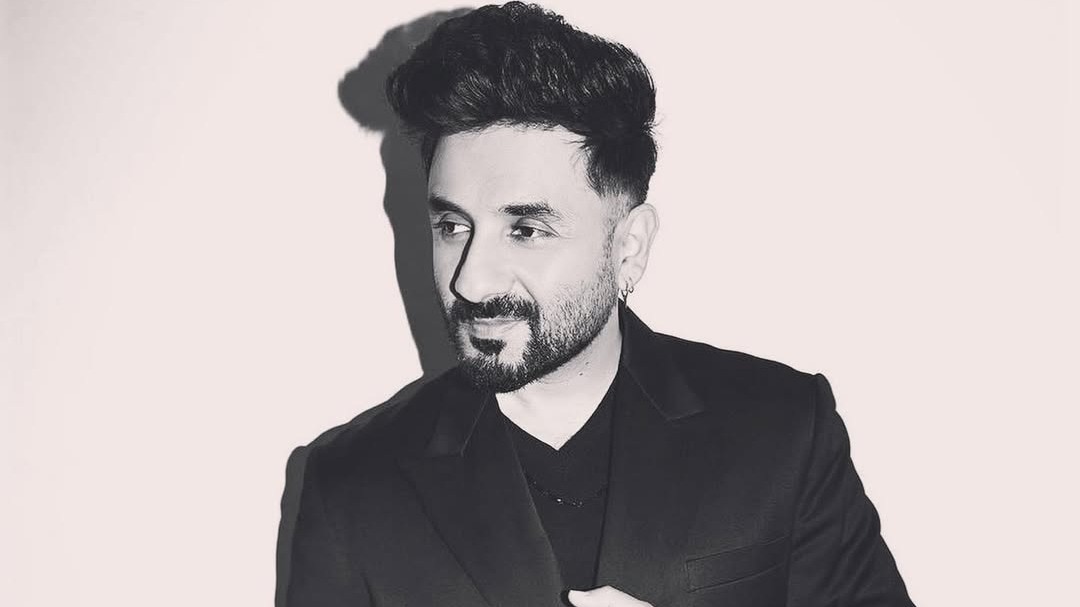 Veer Das accepted the issue of air pollution in Mumbai. (Photo: Instagram/Wire Das) Veer Das