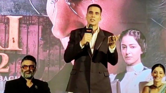 Kesari 2: R. Madhavan Calls Being Called 'Slave' a Bigger Insult, Talks About Playing a Negative Role 9 being called slave is bigger insult akshay on f you line in kesari 2 031849317