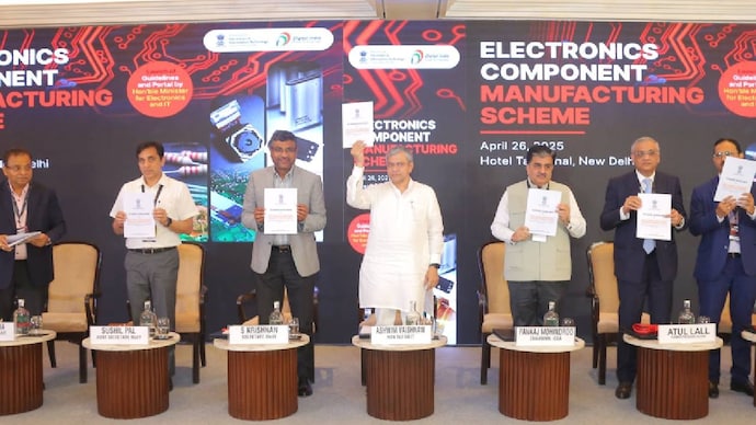 India’s chat moment: Government chose Sarvam AI to build an indigenous Foundation model first India’s chat moment: Government chose Sarvam AI to build an indigenous Foundation model first