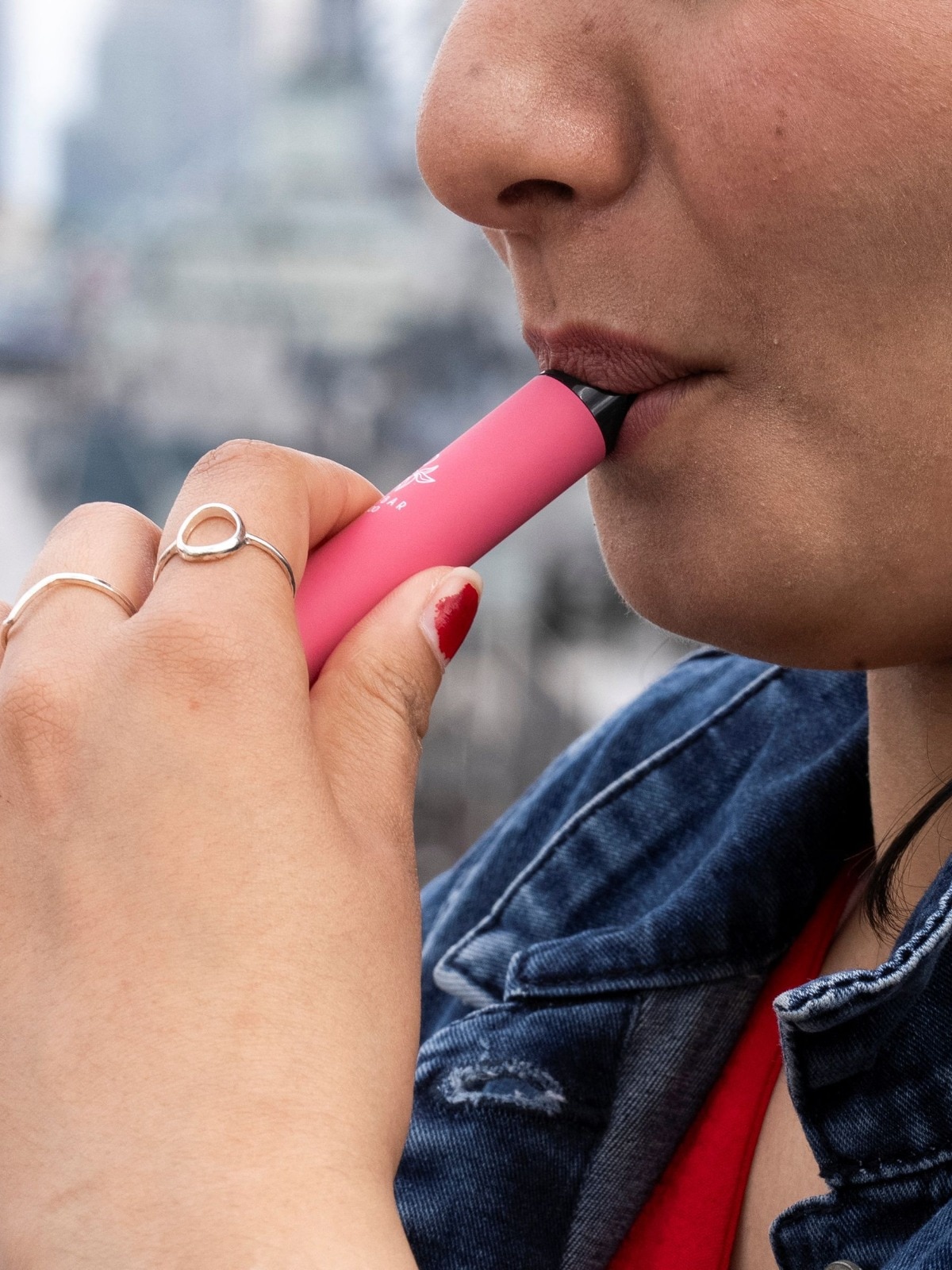 elfbar nachfüll pod läuft aus Cannabis Cartridges: Inside Out main image 0