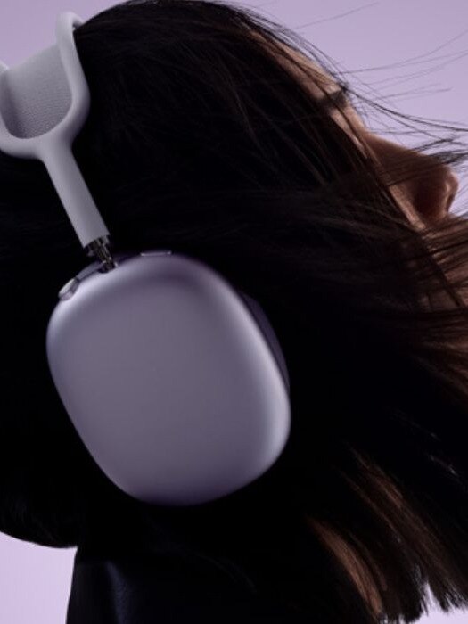 airpods-max-193037982-3x4.jpg?