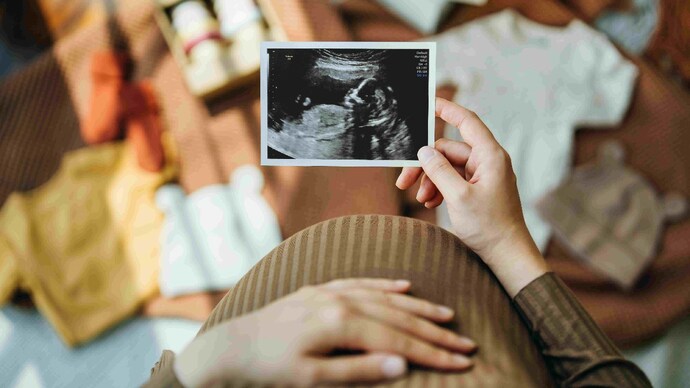 Women suffering from fatty liver disease are at greater risk of being born during being pregnant. (Photo: Getty Image) Women suffering from fatty liver disease are at greater risk of being born during being pregnant.
