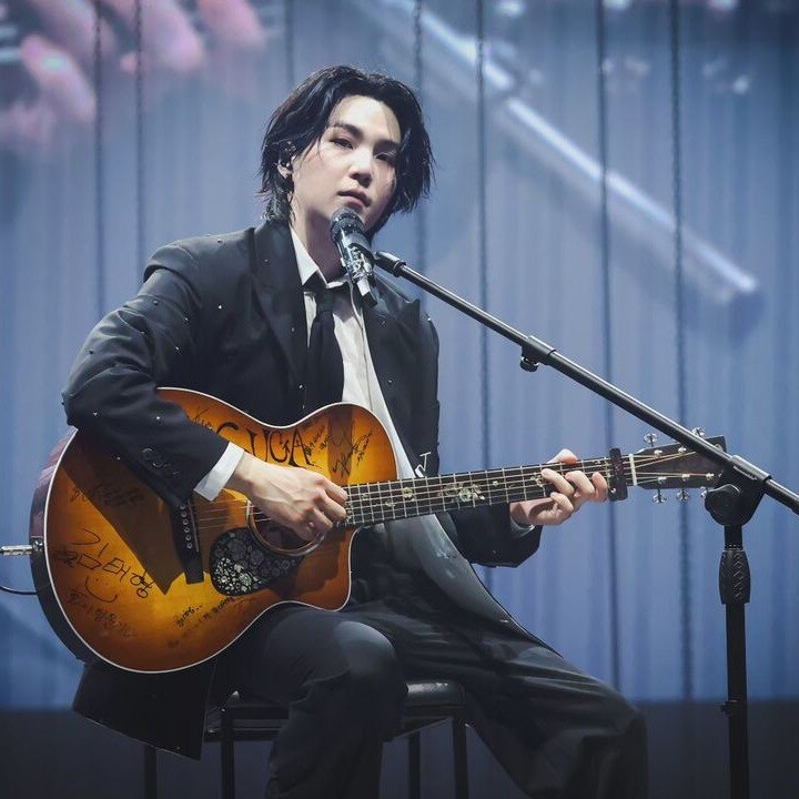 BTS SUGA donates 5 billion won to autism project after military