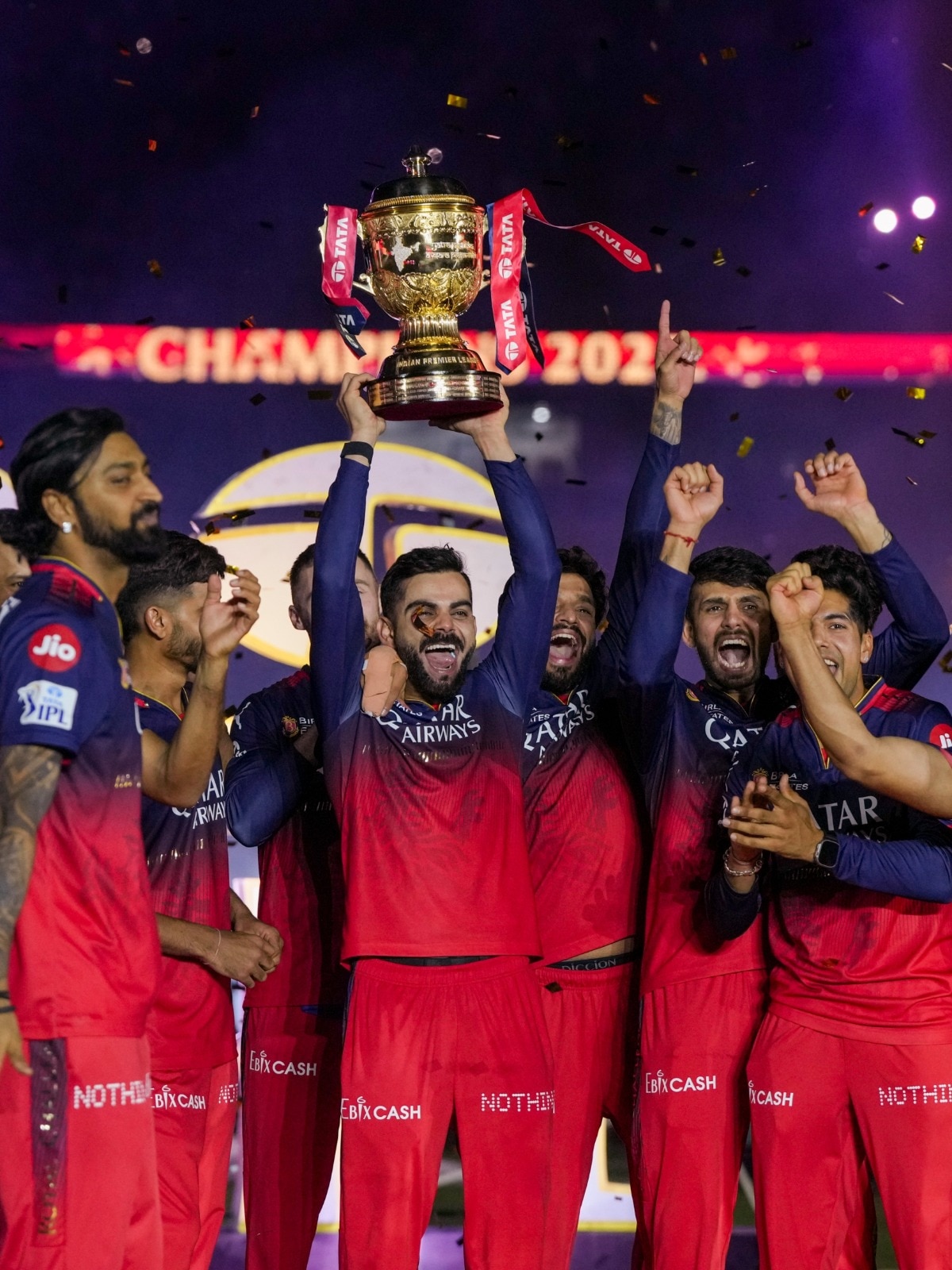 https://akm-img-a-in.tosshub.com/indiatoday/images/story/202506/royal-challengers-bengaluru-rcb-team-ipl-2025-celebrations-045643133-3x4.jpg?VersionId=Iw8E3hPjoXl2g5HHR9GbvtCKYmPd5liB