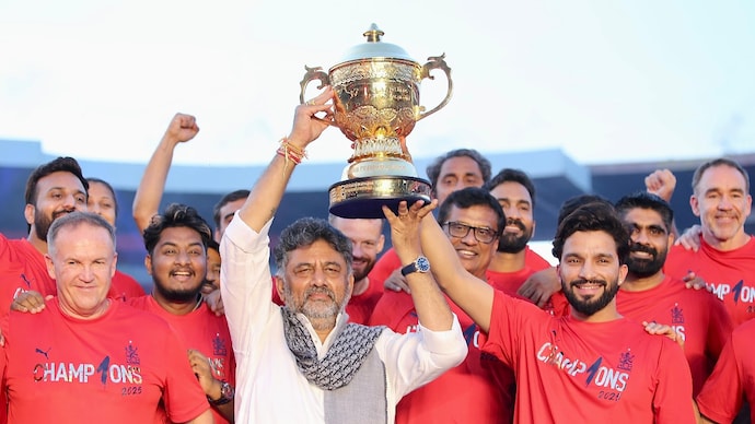 Wrapped up RCB felicitation in 10-15 minutes: Shivakumar amid criticism that event continued despite stampede - India Today