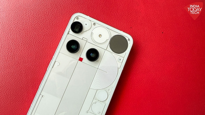 Nothing Phone 3 and Nothing Headphone 1 is now selling in India, the bank sweetens the deal Nothing Phone 3 and Nothing Headphone 1 is now selling in India, the bank sweetens the deal