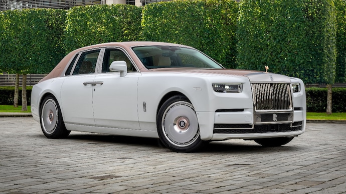 This one-off Rolls-Royce Phantom has over 1.6 lakh stitches of elegance - India Today