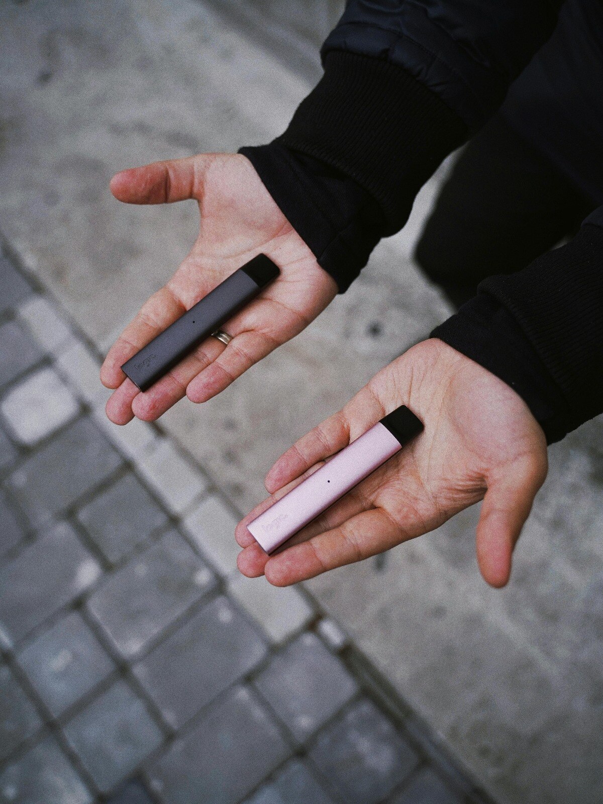 elfbar elfa master akku Are kids using disposable e-cigarettes to get around the vape flavor ban?