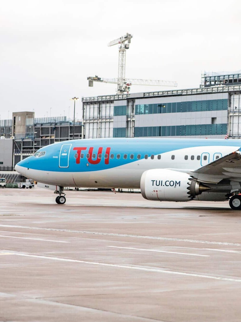 TUI Airlines flyers stranded in 'warzone like lounge' for over 17 hours  after couple caught smoking in flight lavatory