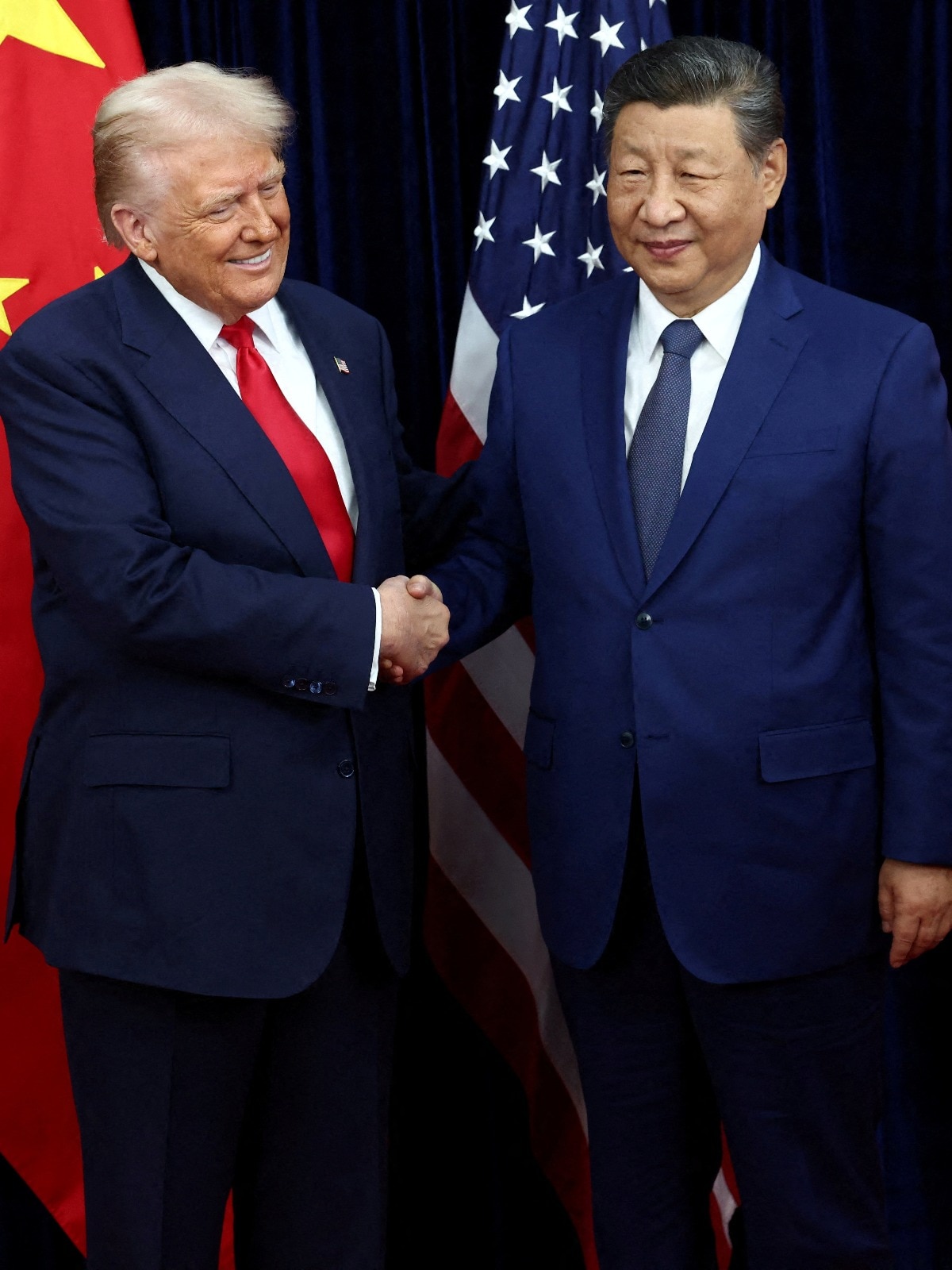 Donald Trump, Xi Jinping shake hands in historic meet in South Korea amid  US-China trade war - India Today