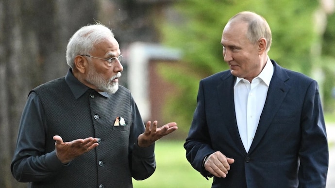 Putin said New Delhi has no reason to bow to outside pressure.