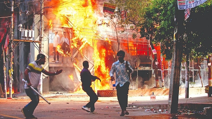 Dhaka was rocked by a series of arson and bomb blasts. This image is from the protests in August 2024, which followed the ouster of PM Sheikh Hasina. (File) DHAKA ARSON BOMBING