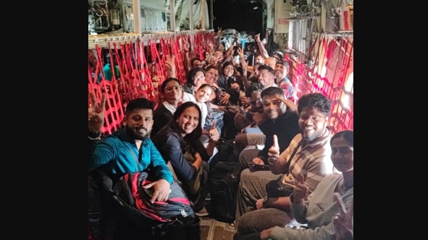 400 Indians stranded due to Cyclone Ditwah evacuated from Sri Lanka