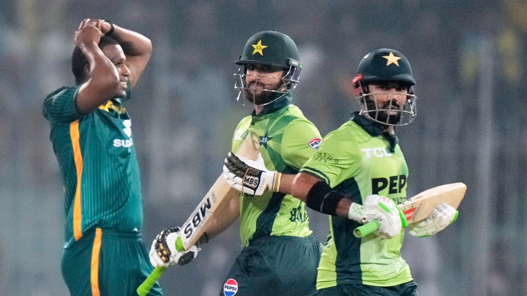 Shaheen Afridi era begins as Pakistan survive last-over thriller vs South Africa