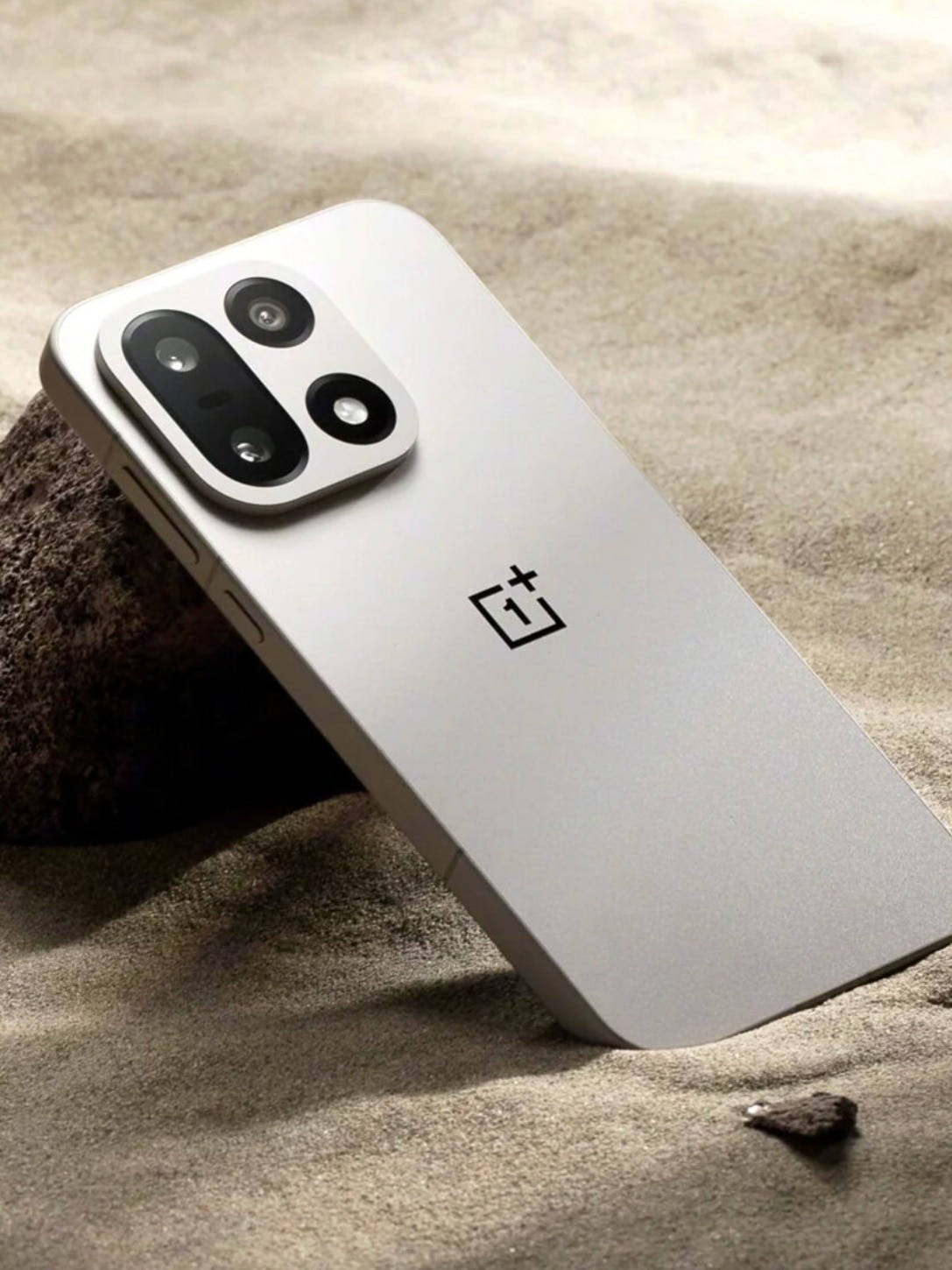 OnePlus 15 launched: Top specs, key features, India price and everything else to know - India Today