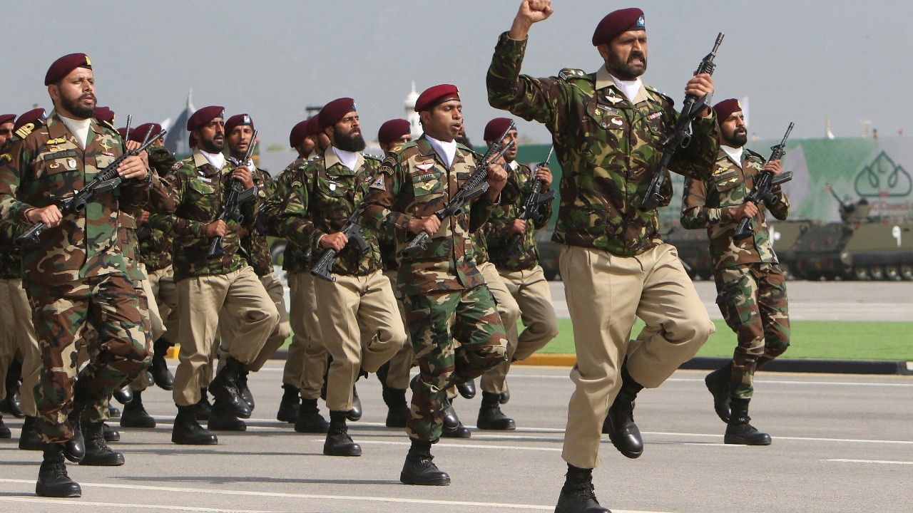 Over 1,100 Pakistani security personnel killed in 2025, highest since 1971 war