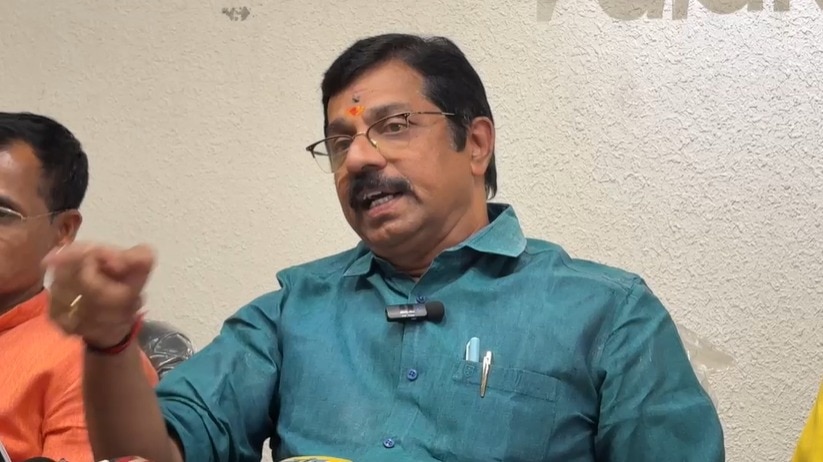 Can people who get drunk be called carol groups: Kerala BJP leader sparks row
