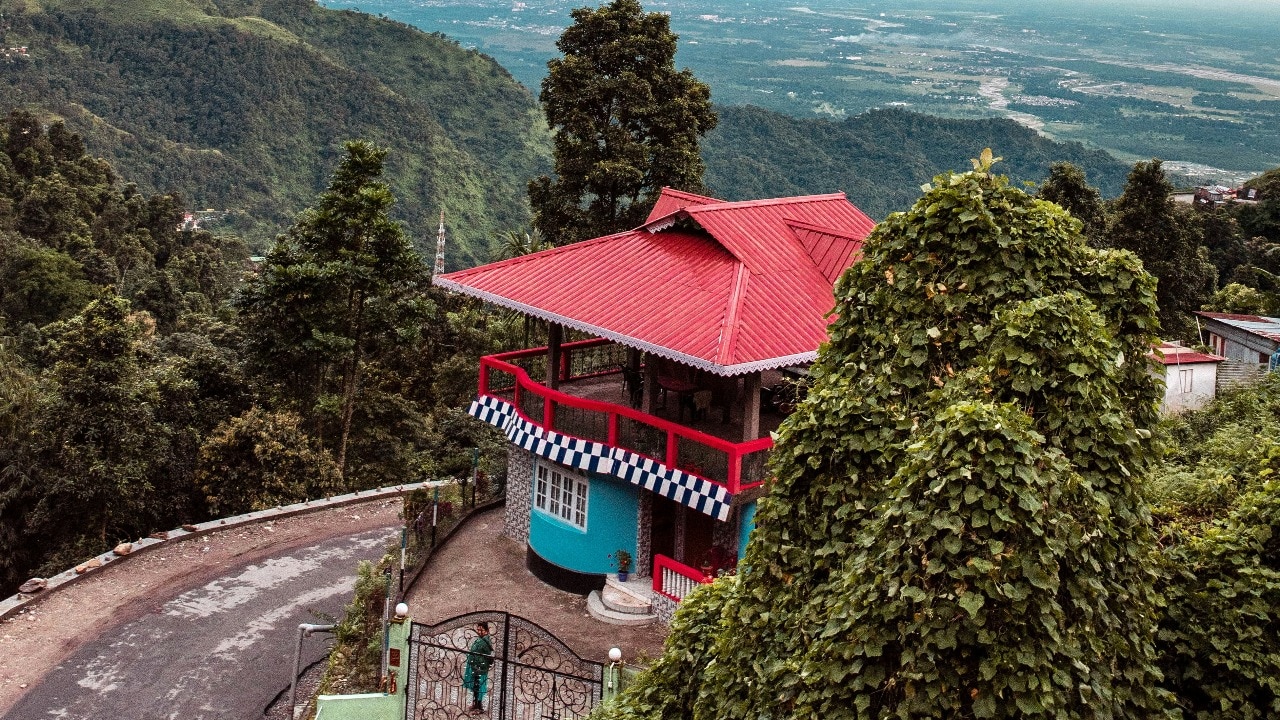 Siliguri hotels temporarily ban Bangladeshi guests amid tensions with India