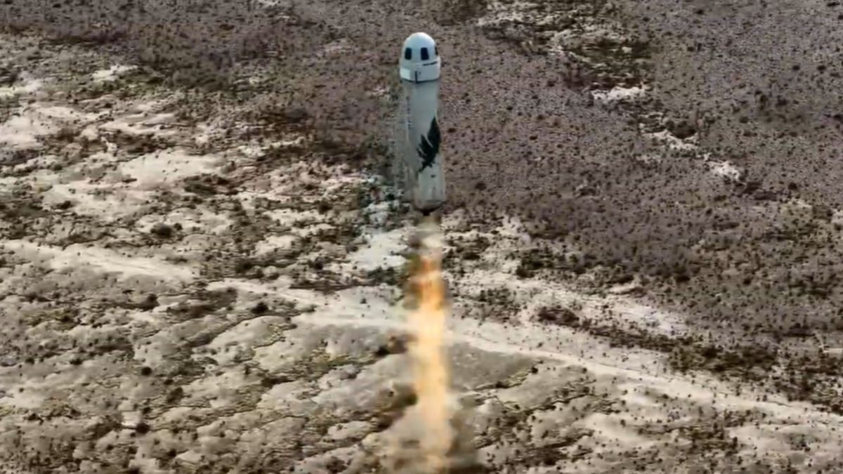 Blue Origin launches six paying customers on tourist flight to space