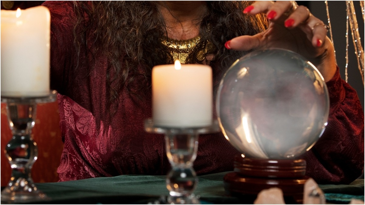 Thai fortune teller creates the bad luck he predicted by stealing iPhone from teen