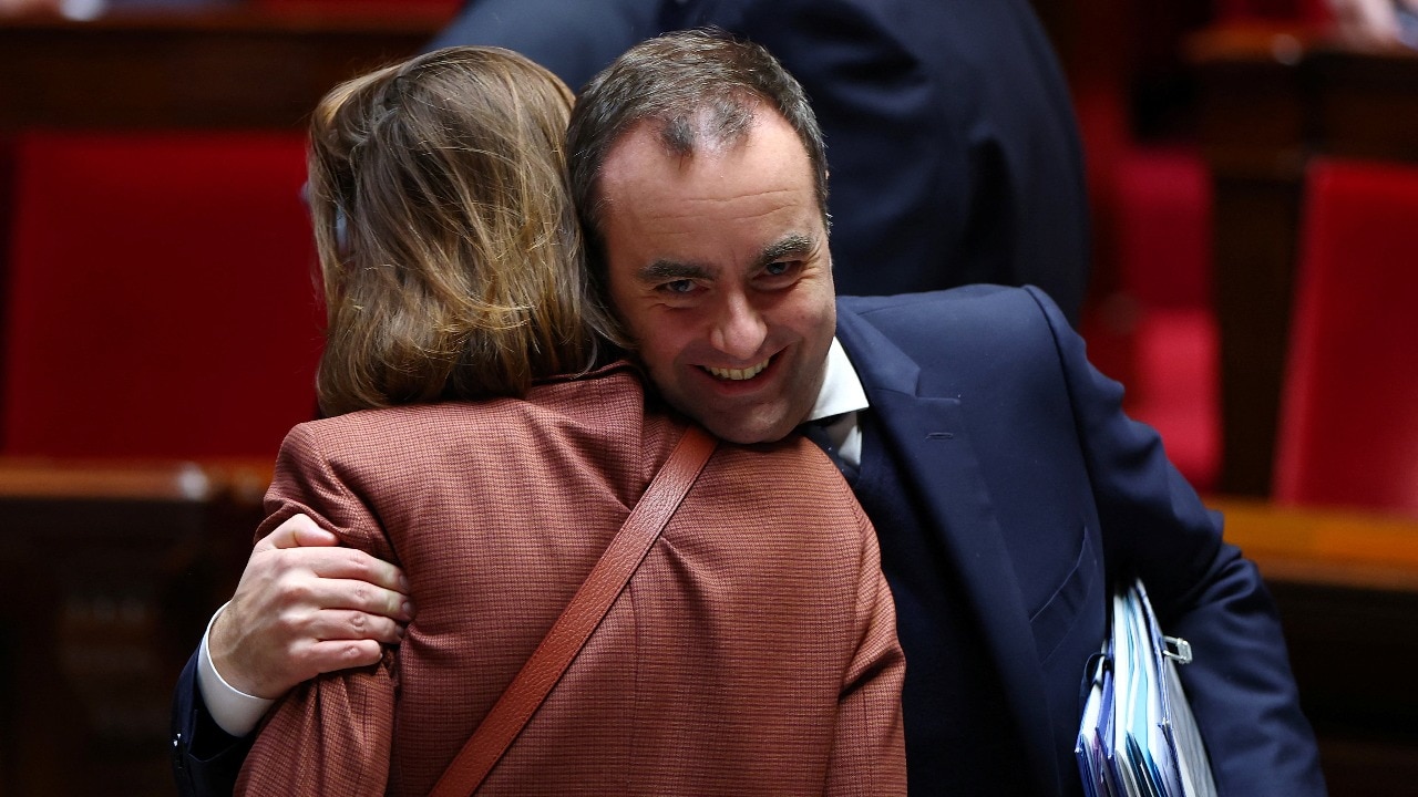French government survives no-confidence votes, pushes 2026 budget