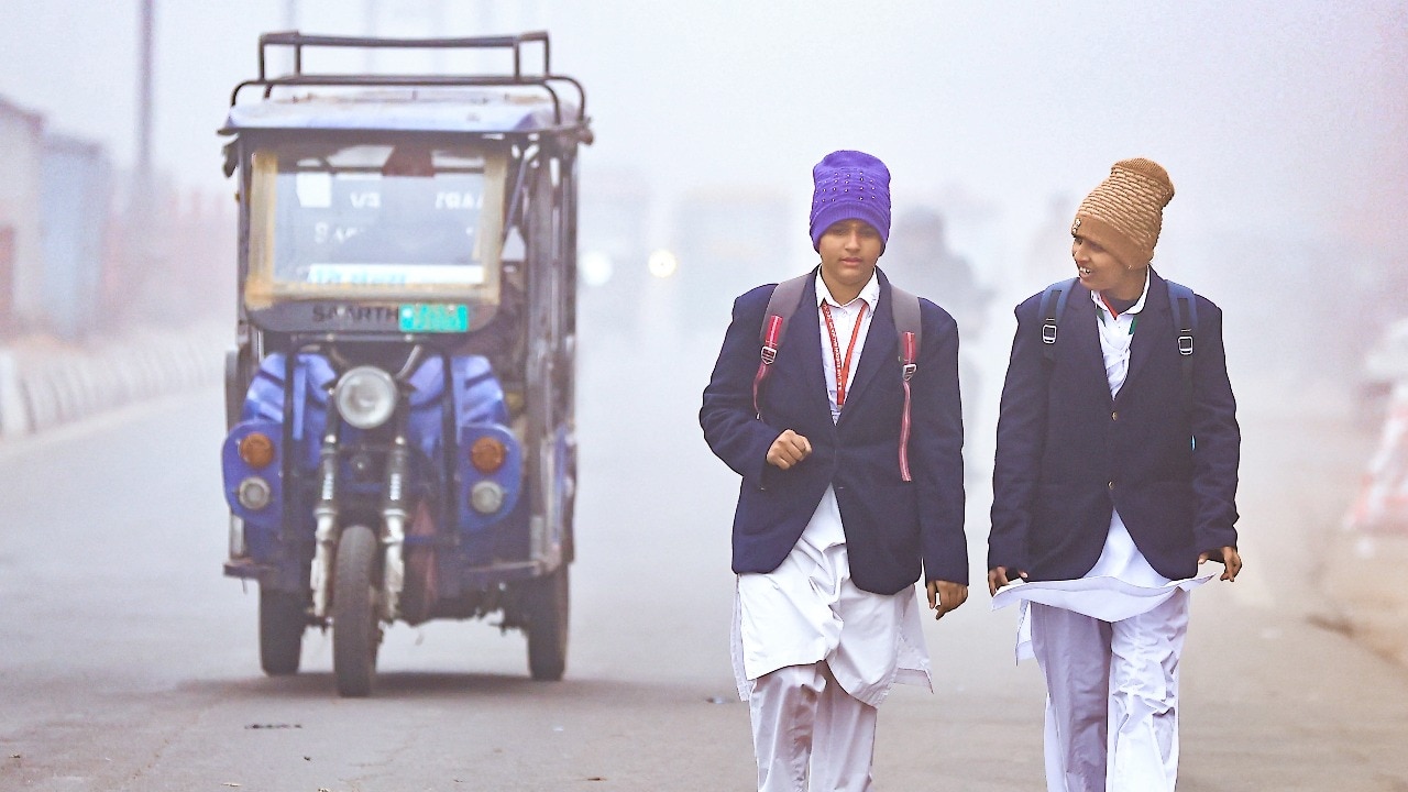 Delhi, UP, Bihar schools closed amid severe cold, dense fog: State-wise updates