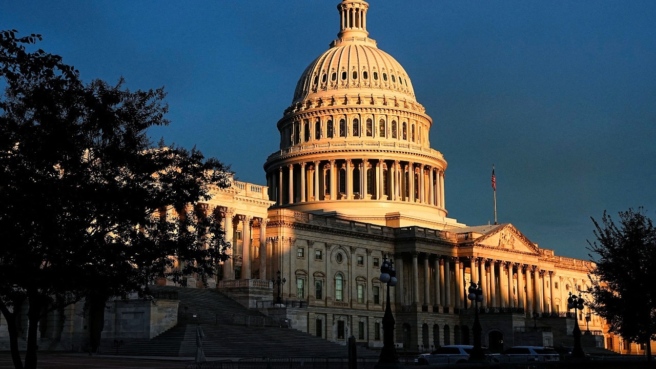 Republicans narrowly defeat US House vote to limit Trump's Venezuela war powers