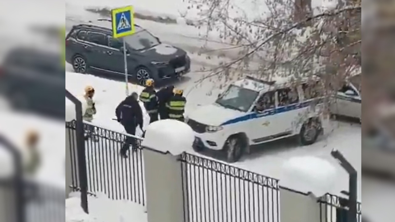 Russian college stabbing: Teen attacker was a neo-Nazi, painted swastika on wall