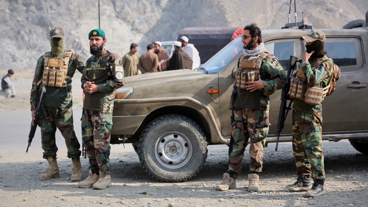 300 Afghan Taliban fighters killed, Pakistan claims as global powers urge restraint