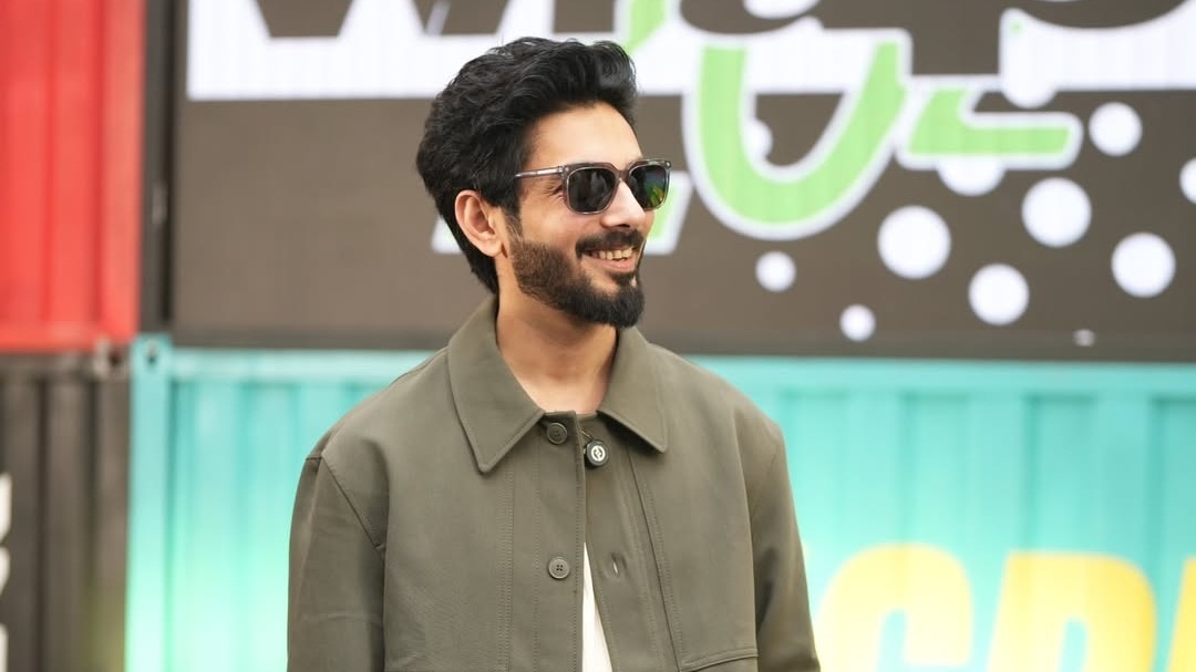 Bablu, Chintu, Sonu-Monu: Mystery credits of Anirudh's Aaja Raja in KH X RK reunion