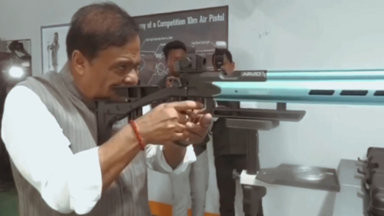 Opposition trains guns at BJP over Himanta's now-deleted 'point-blank' video