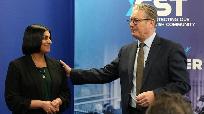 As the Epstein files have rocked Downing Street, Home Secretary Shabana Mahmood is emerging as Keir Starmer's likely successor. (Reuters Photo) Shabana Mahmood-Keir Starmer