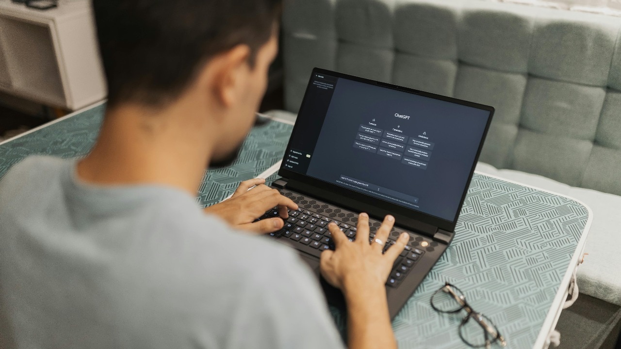 AI Reshapes Entry-Level Jobs And Education