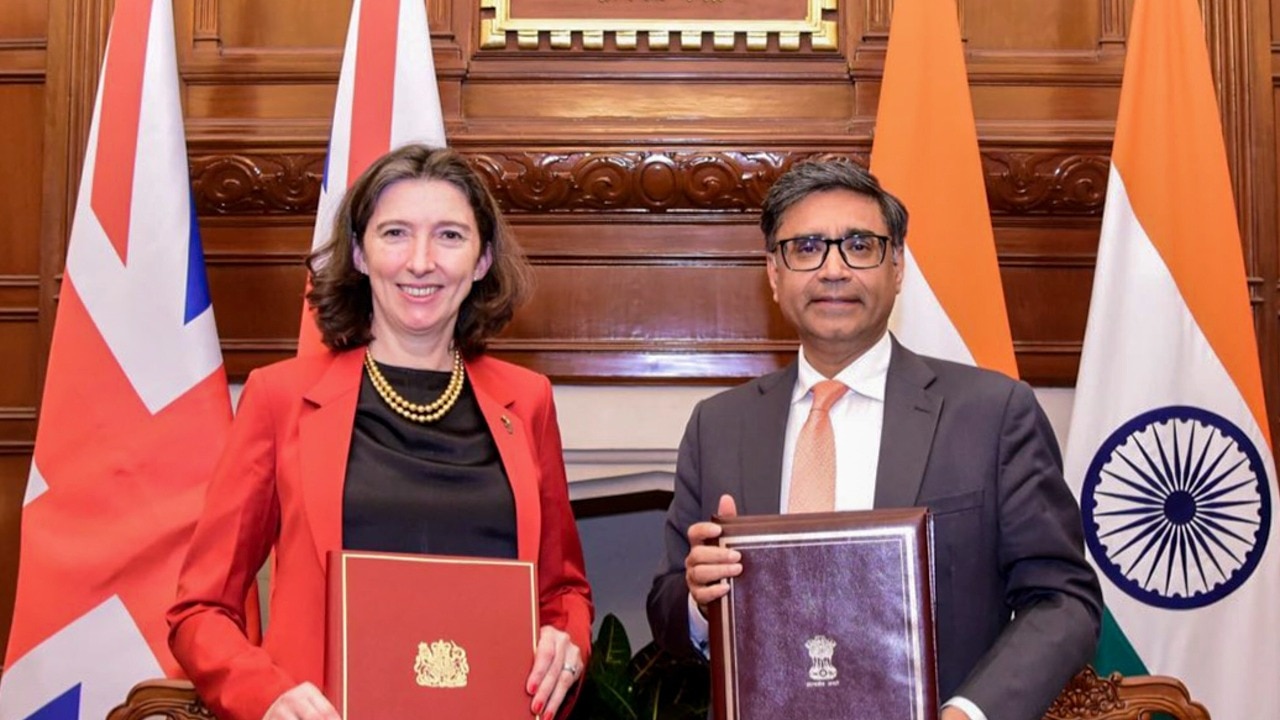India, UK sign pact to end double social security payments for short-term workers