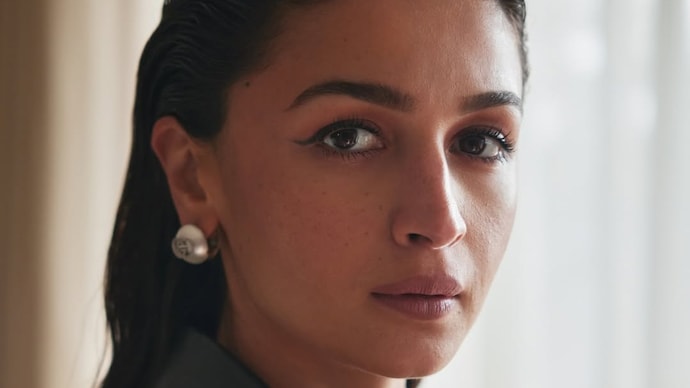 Alia Bhatt gives update on Love and War. (Photo courtesy: Instagram/Alia Bhatt) Alia Bhatt