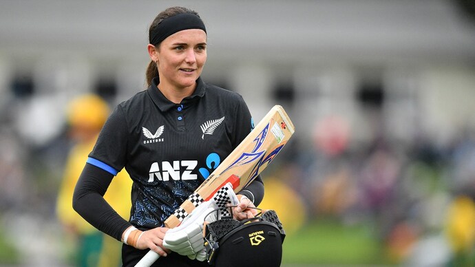 Amelia Kerr became the No.1 Women's T20I rankings. Courtesy: Getty Images Amelia Kerr