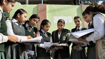 CBSE Class 10 board exams cancelled in Middle East, Class 12 March 7 exam postponed CBSE Class 10 board exams cancelled in Middle East, Class 12 March 7 exam postponed
