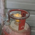 Gas cylinder stolen from watchman’s home despite chains in Madhya Pradesh. Gas cylinder stolen from watchman’s home despite chains in Madhya Pradesh.