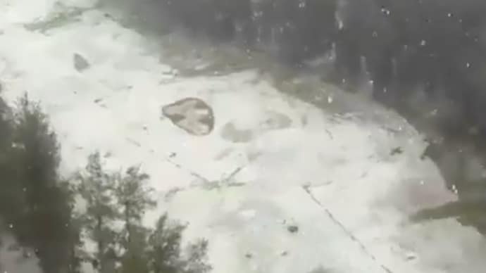 The impact is expected to expand further across the state. (Photo: X) Hailstorm pune