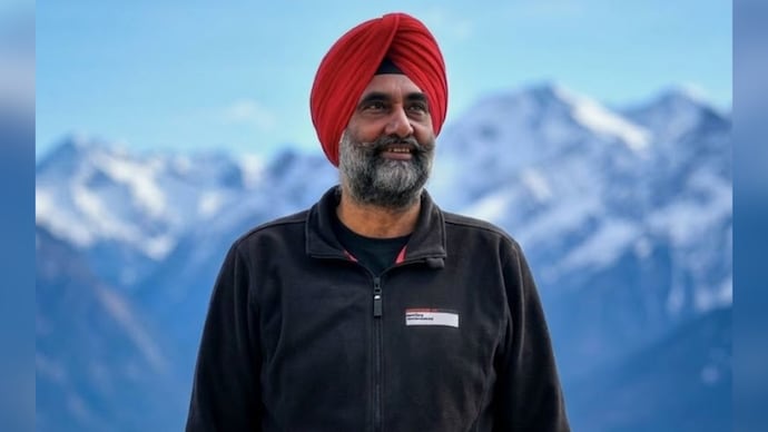 Hari Singh, the Gypsy King, met with a speedboat accident in Maldives on March 19. Hari Singh, the Gypsy King, met with a speedboat accident in Maldives on March 19.