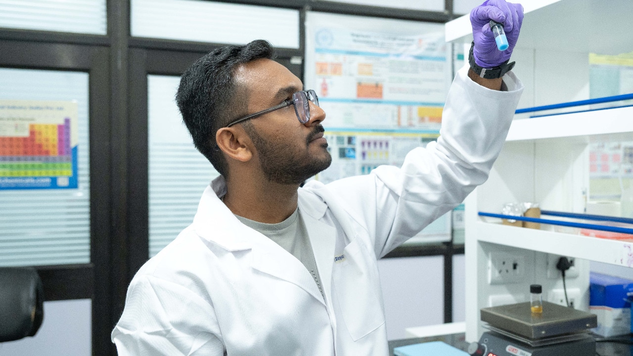 IIT scientist's injectable hydrogel for early cancer detection wins global award