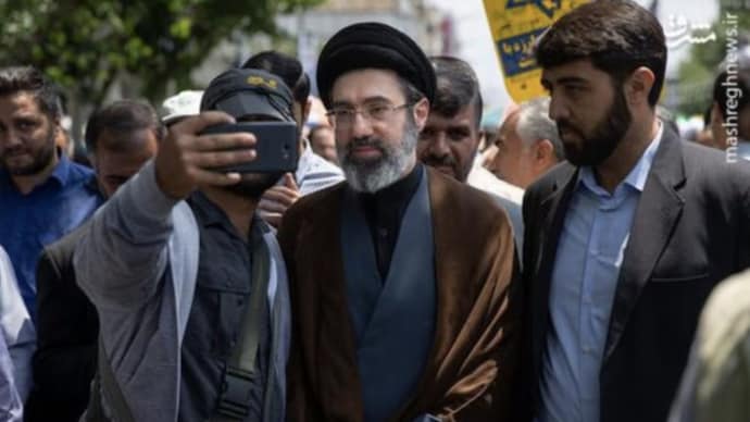 Questions are being raised over the authenticity of new images of Iran’s Supreme Leader Mojtaba Khamenei. Iran’s Supreme Leader Mojtaba Khamenei
