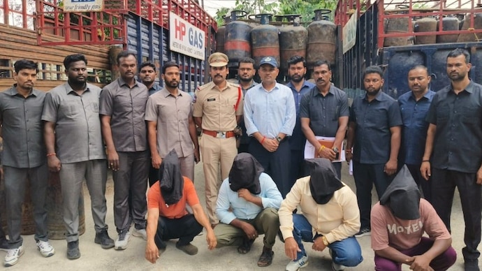 Officials seized a total of 414 gas cylinders of various capacities, along with vehicles used for transportation. The seized property is estimated to be worth around Rs 21.88 lakh.