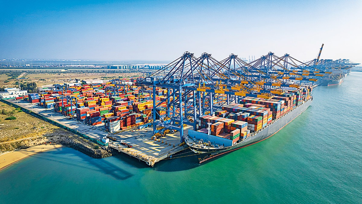 mumndra port 270530179